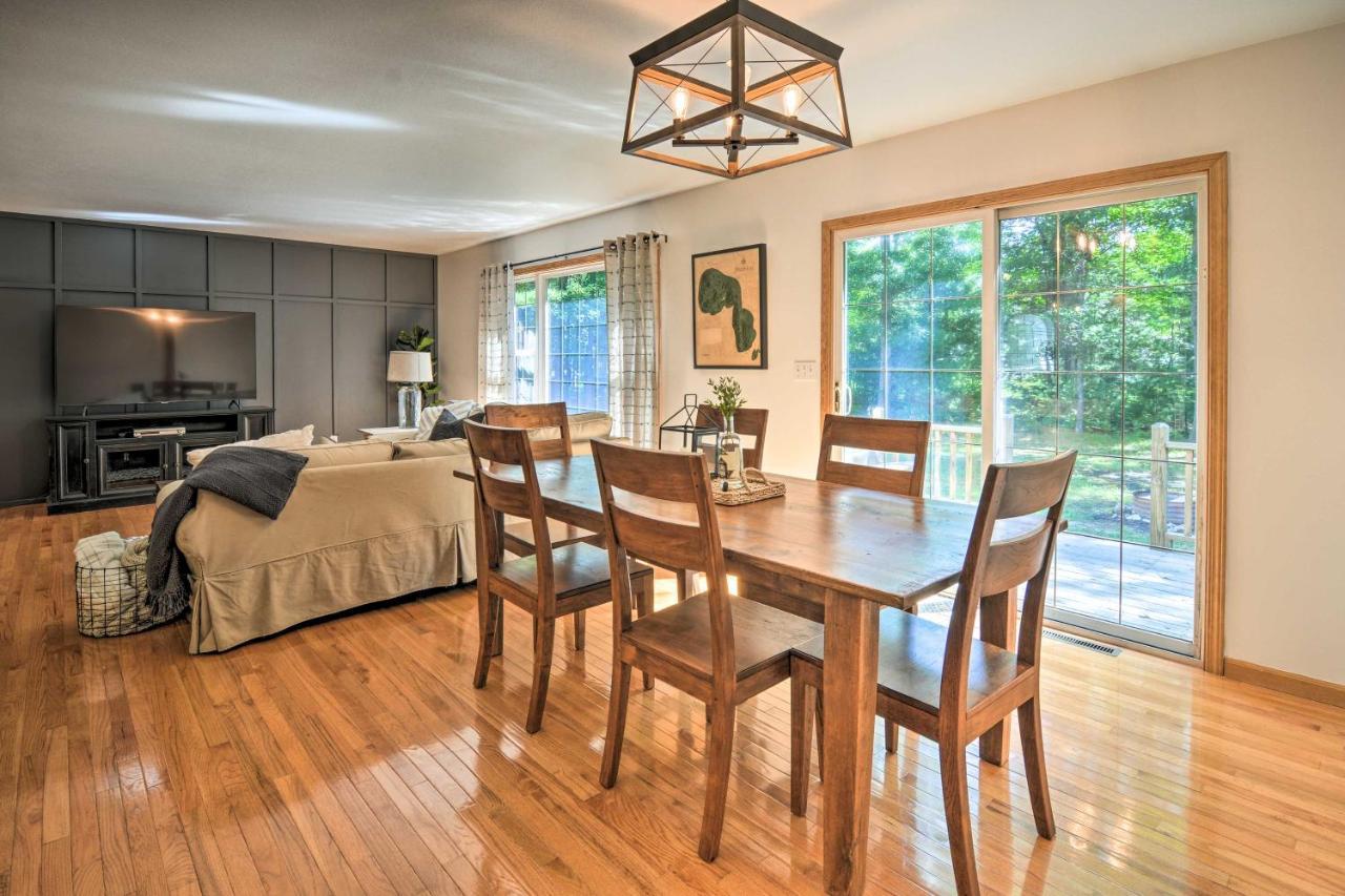 Upscale Family Cottage Less Than 1 Mi To Higgins Lake Roscommon Exterior photo