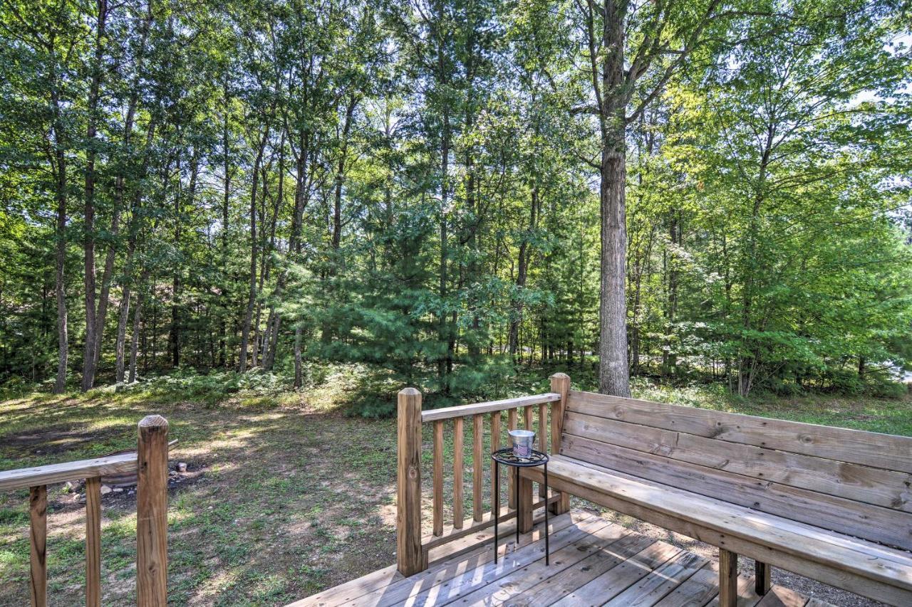 Upscale Family Cottage Less Than 1 Mi To Higgins Lake Roscommon Exterior photo