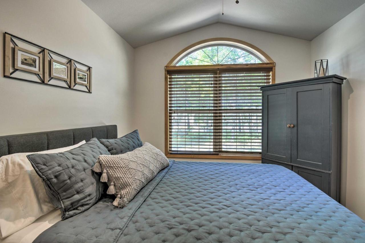 Upscale Family Cottage Less Than 1 Mi To Higgins Lake Roscommon Exterior photo