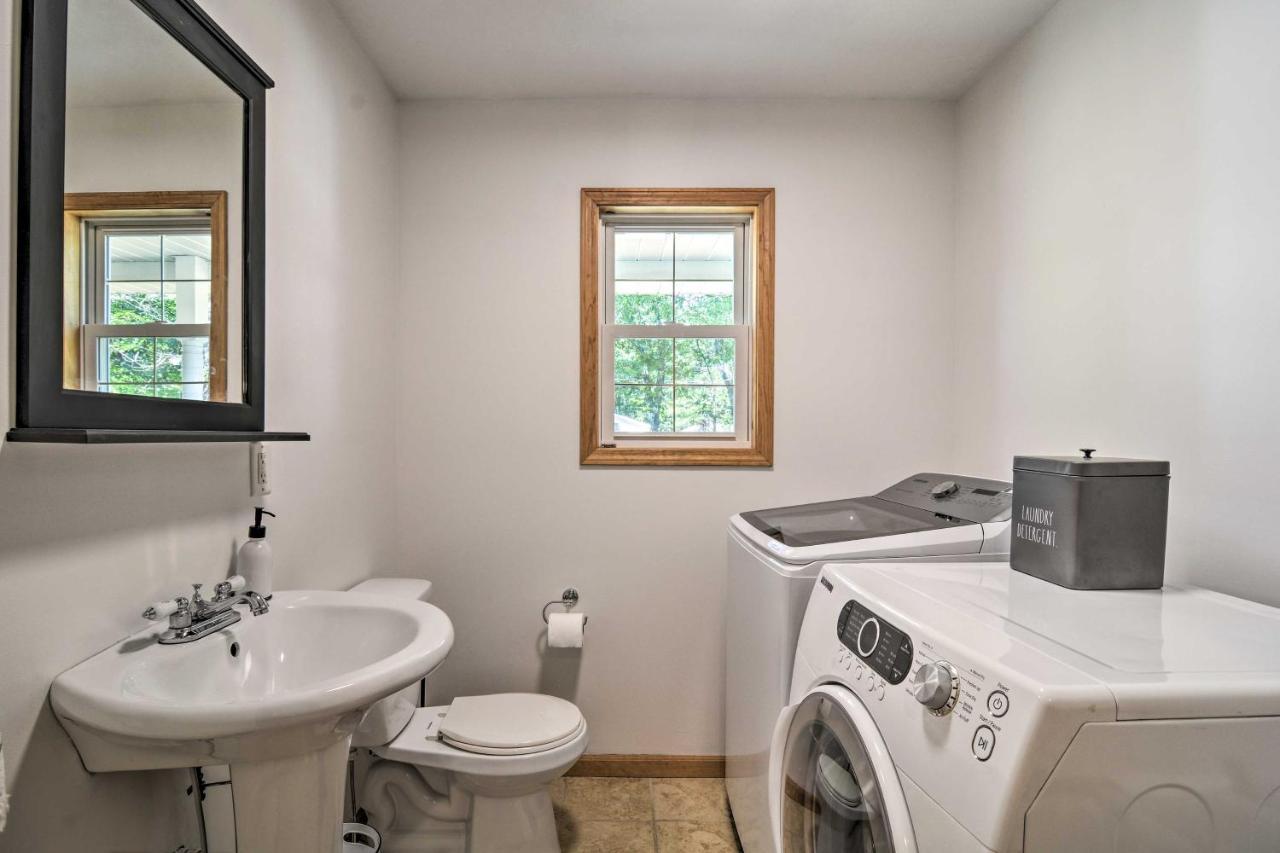 Upscale Family Cottage Less Than 1 Mi To Higgins Lake Roscommon Exterior photo
