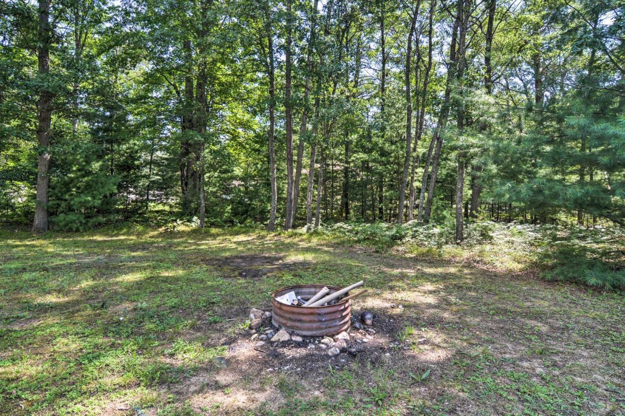 Upscale Family Cottage Less Than 1 Mi To Higgins Lake Roscommon Exterior photo